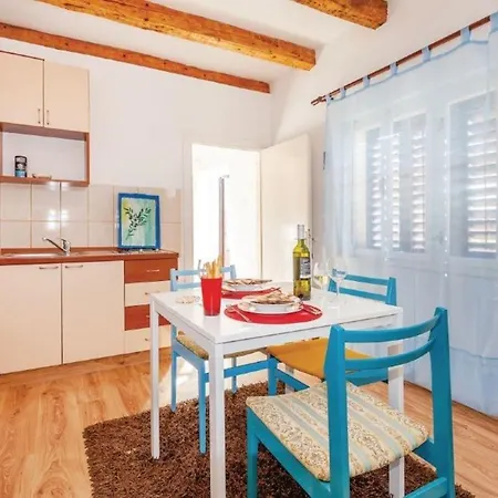 Apartament One-bedroom In Xv