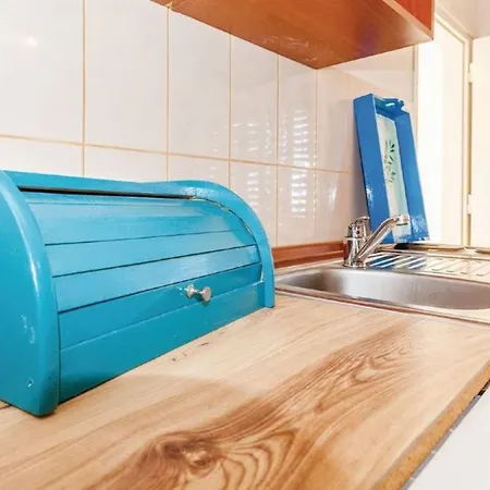 Apartament One-bedroom In Xv Novi Vinodolski